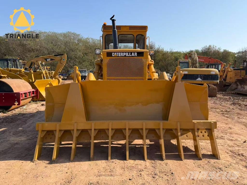 CAT D 8 K Buldožeri gusjeničari