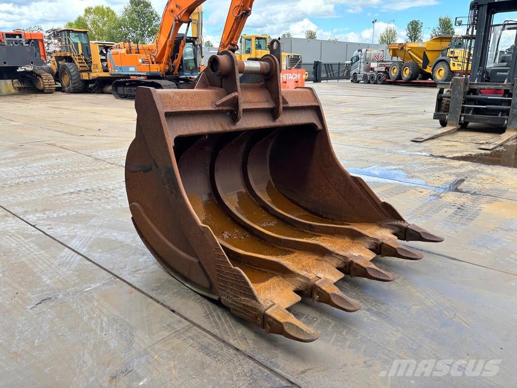CAT Bucket Cat 365/374 Kovalar