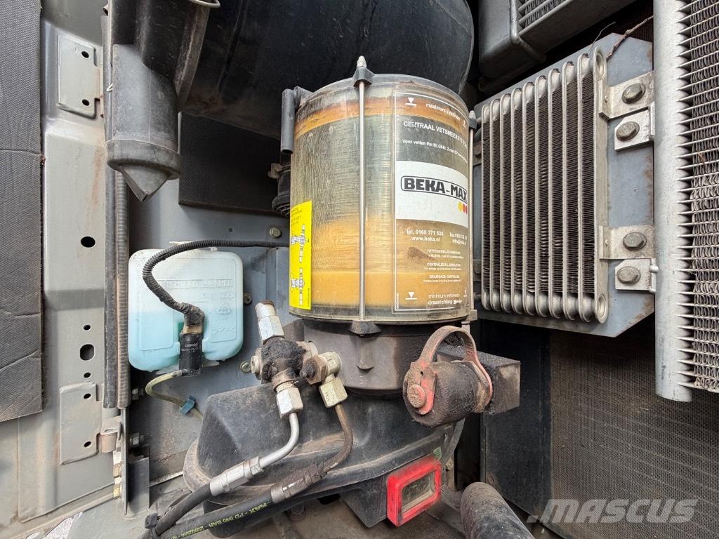 Hitachi ZX 140 W-5 Escavadeiras de rodas