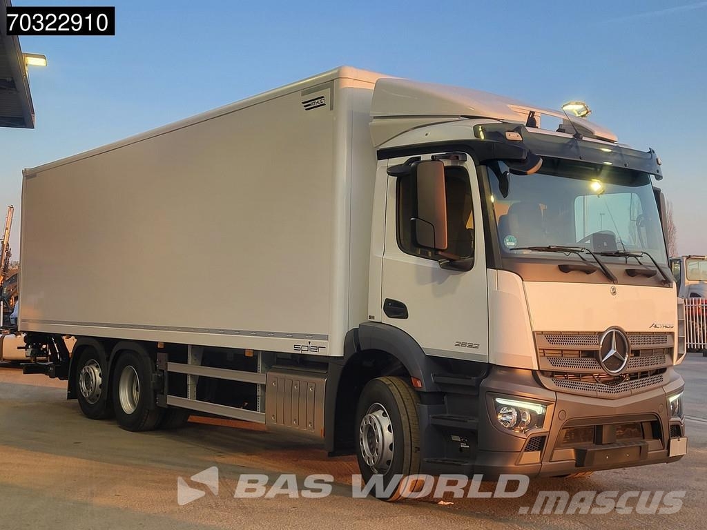Mercedes-Benz Actros 2532 6X2 2000kg Ladebordwand Steering Axle Skapbiler