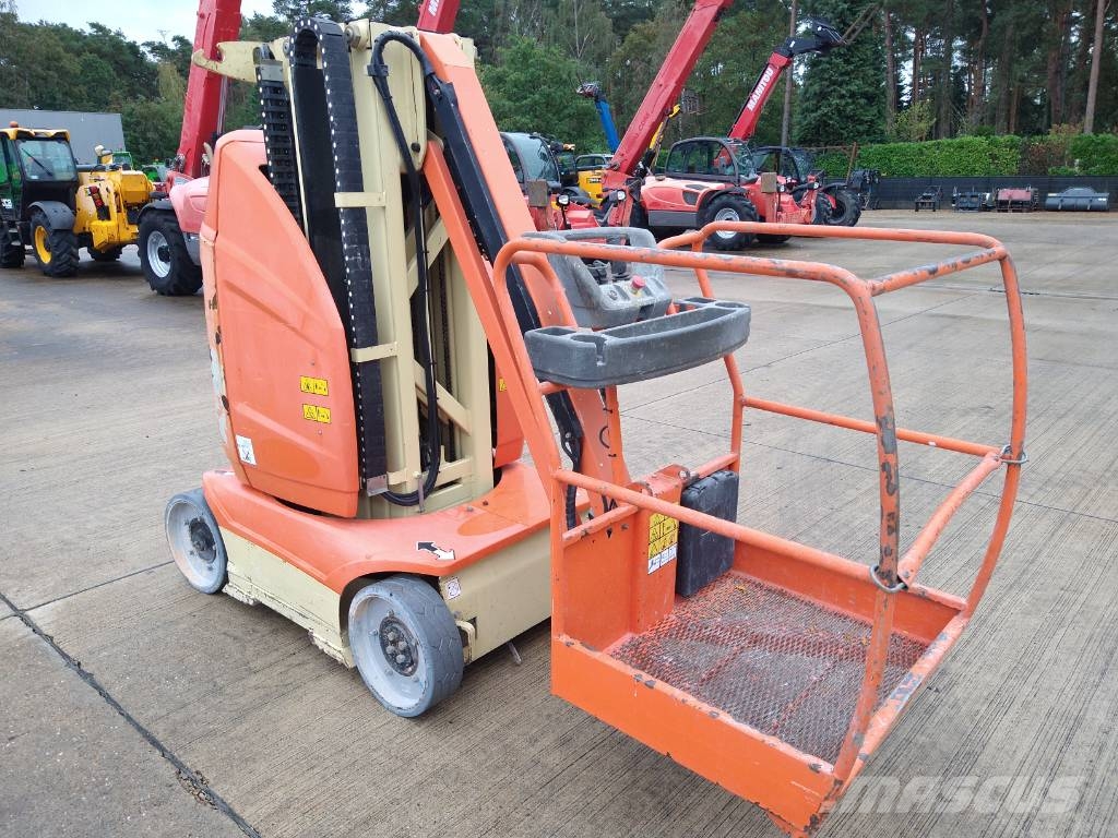 JLG Toucan 10 E (640) Gelenkteleskoparbeitsbühnen