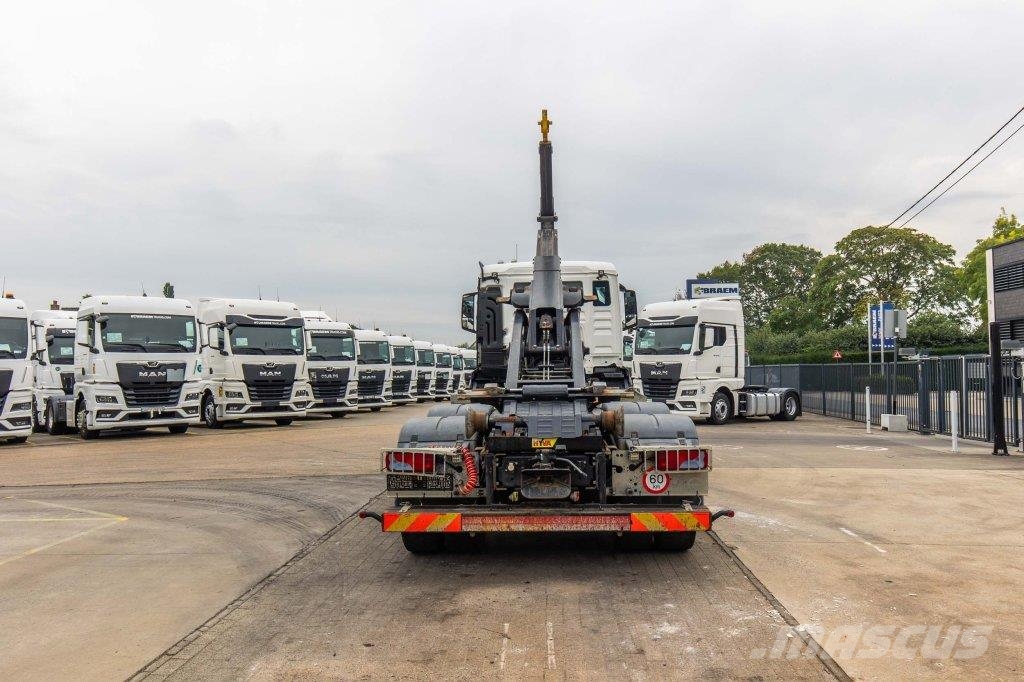 MAN TGS 33.470 BL - 61.000 KM アームロール