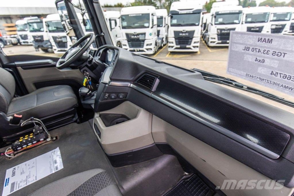 MAN TGS 33.470 BL - 61.000 KM Rol kiper kamioni sa kukom za podizanje tereta