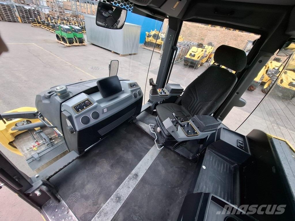 Bomag DE BW 174 AP-5 AM Hybrid Stage V/Tier 4f Dvojni valjarji