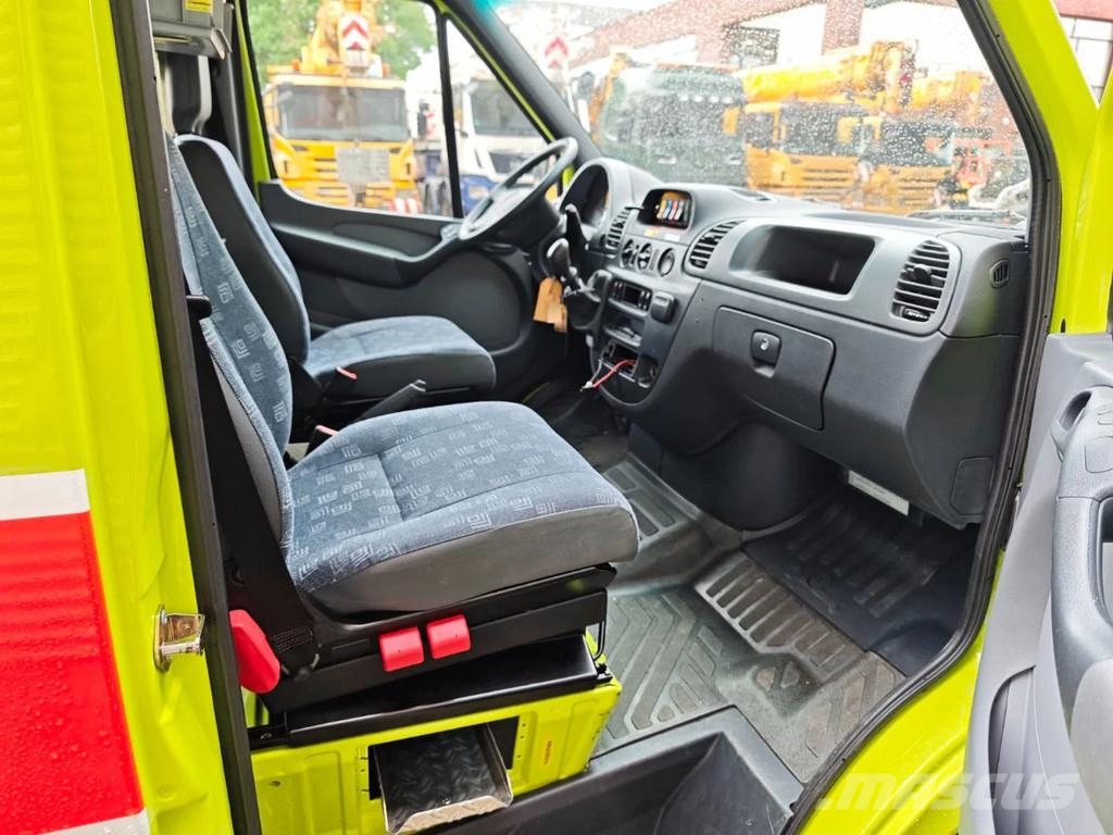 Mercedes-Benz Sprinter 314 4x4 Petrol Feuerwehr 9900 KM! Пожарни камиони