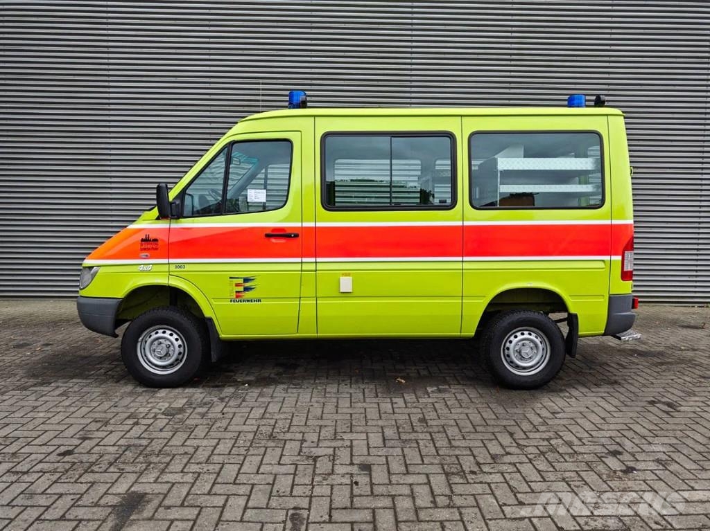 Mercedes-Benz Sprinter 314 4x4 Petrol Feuerwehr 9900 KM! Пожарни камиони
