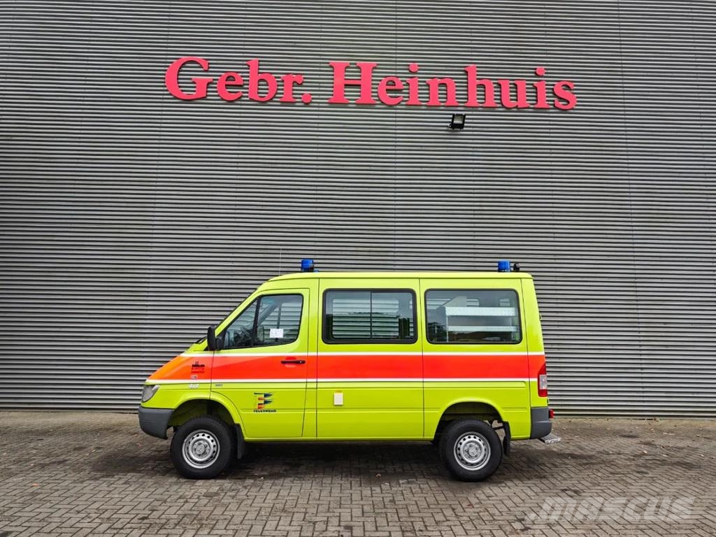 Mercedes-Benz Sprinter 314 4x4 Petrol Feuerwehr 9900 KM! Пожарни камиони