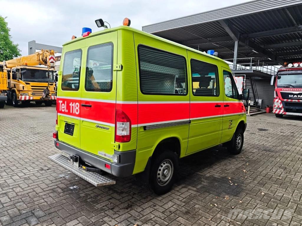 Mercedes-Benz Sprinter 314 4x4 Petrol Feuerwehr 9900 KM! Пожарни камиони