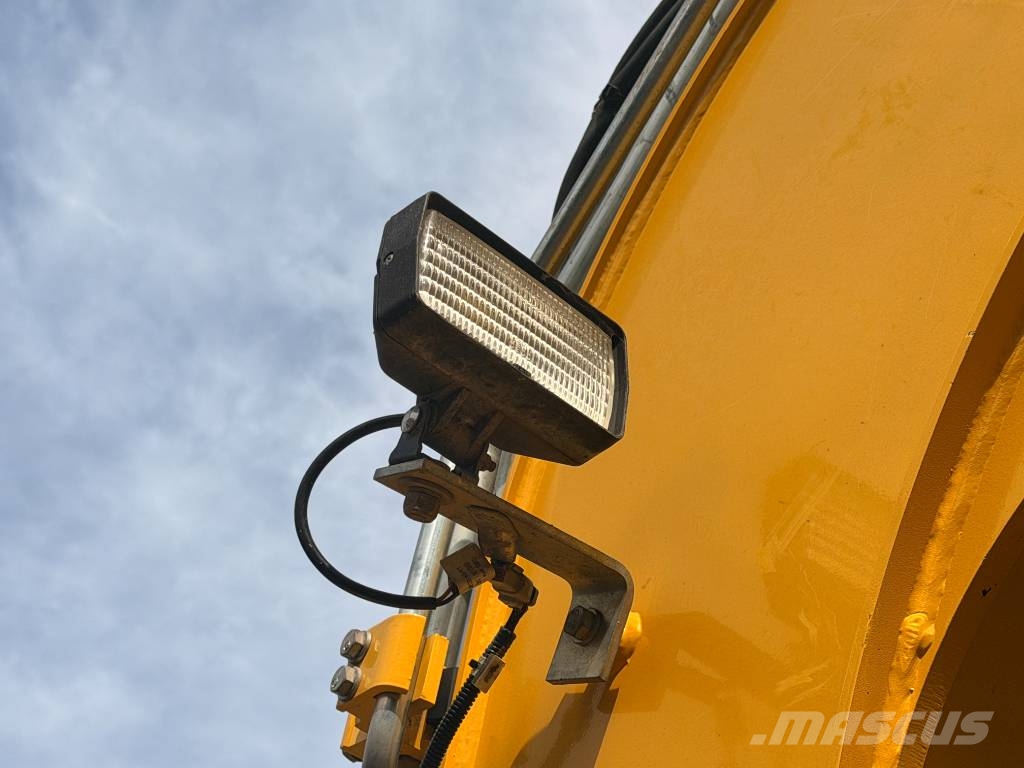 Komatsu PC 80 MR 8 Ton Excavator Mini excavators 7t - 12t