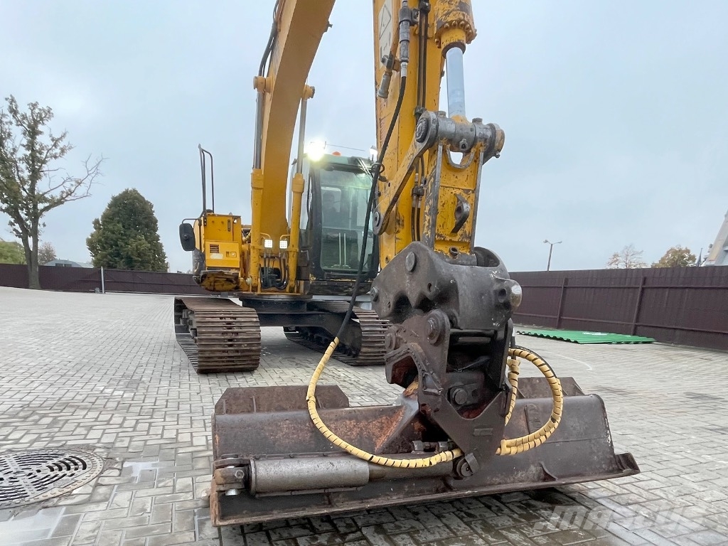 JCB JS 130 LC selling by parts Pelle sur chenilles