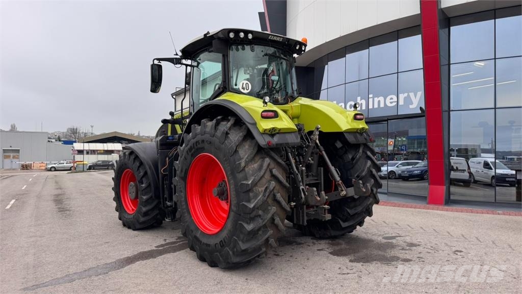 CLAAS Axion 950 الجرارات