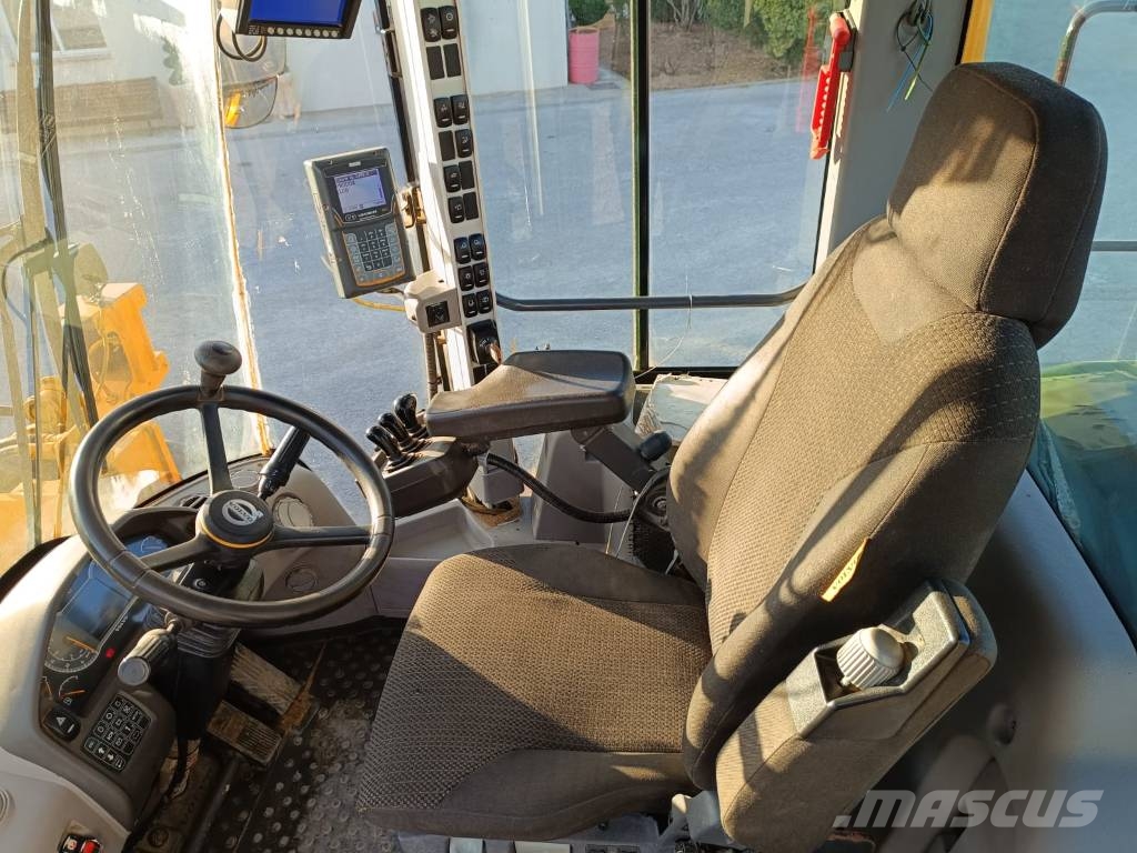 Volvo L 110 H 轮式装载机