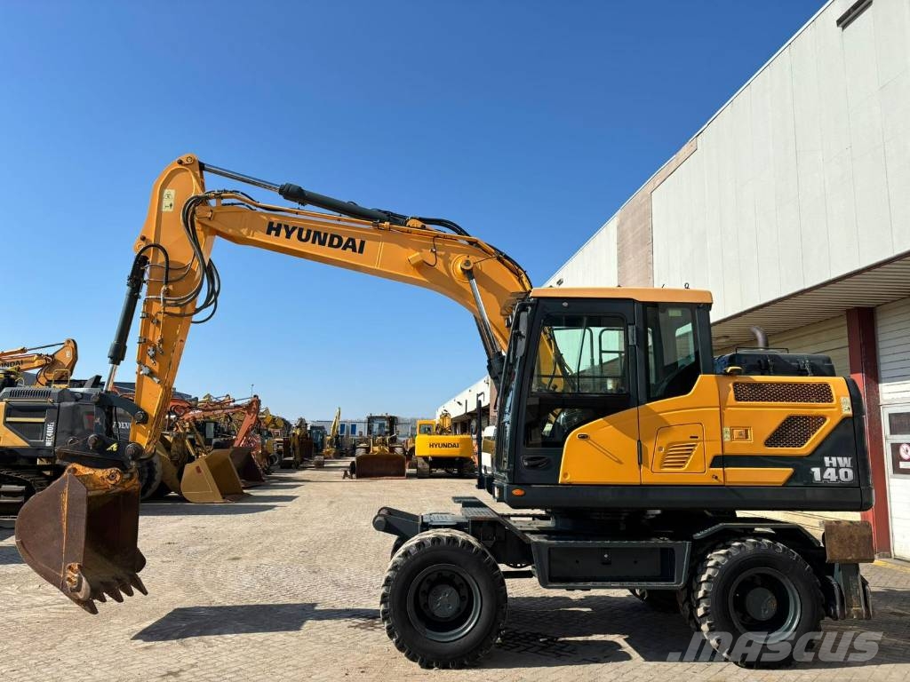 Hyundai HW 140 Excavadoras de ruedas