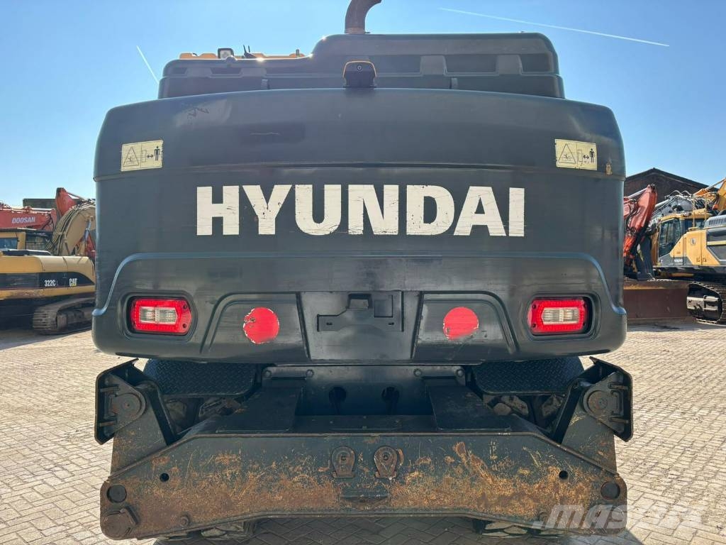 Hyundai HW 140 Excavadoras de ruedas