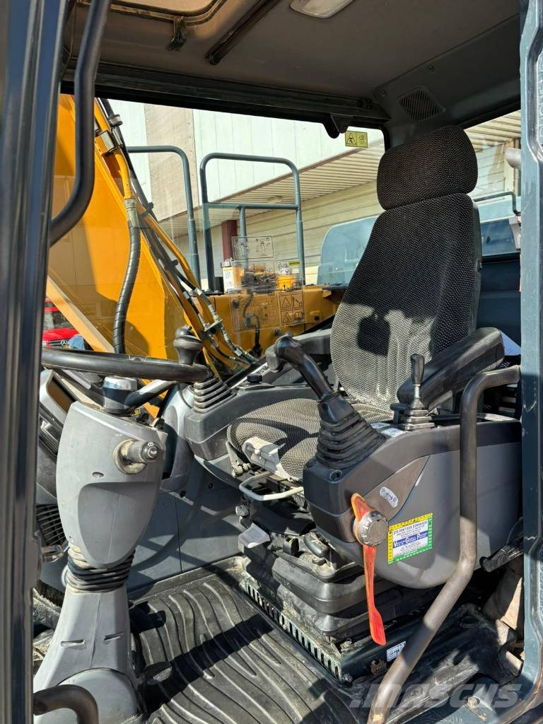 Hyundai HW 140 Excavadoras de ruedas