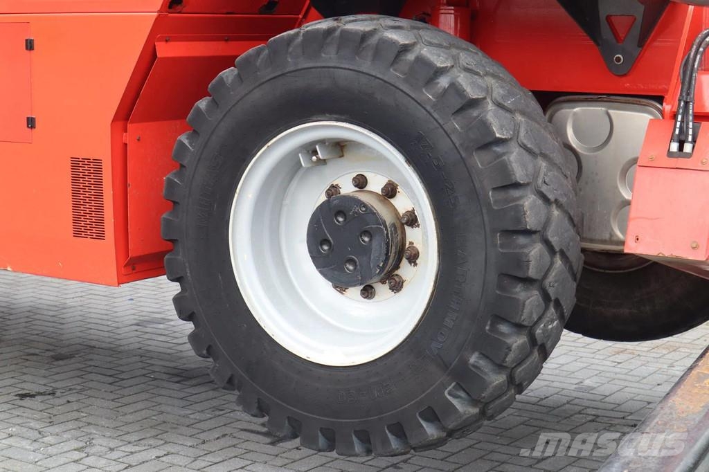 Manitou MRT3255 + | HYDR. FORKS | REMOTE CONTROL Телескопічні навантажувачі