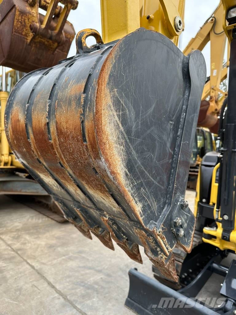 Yanmar VIO30 Bageri guseničari