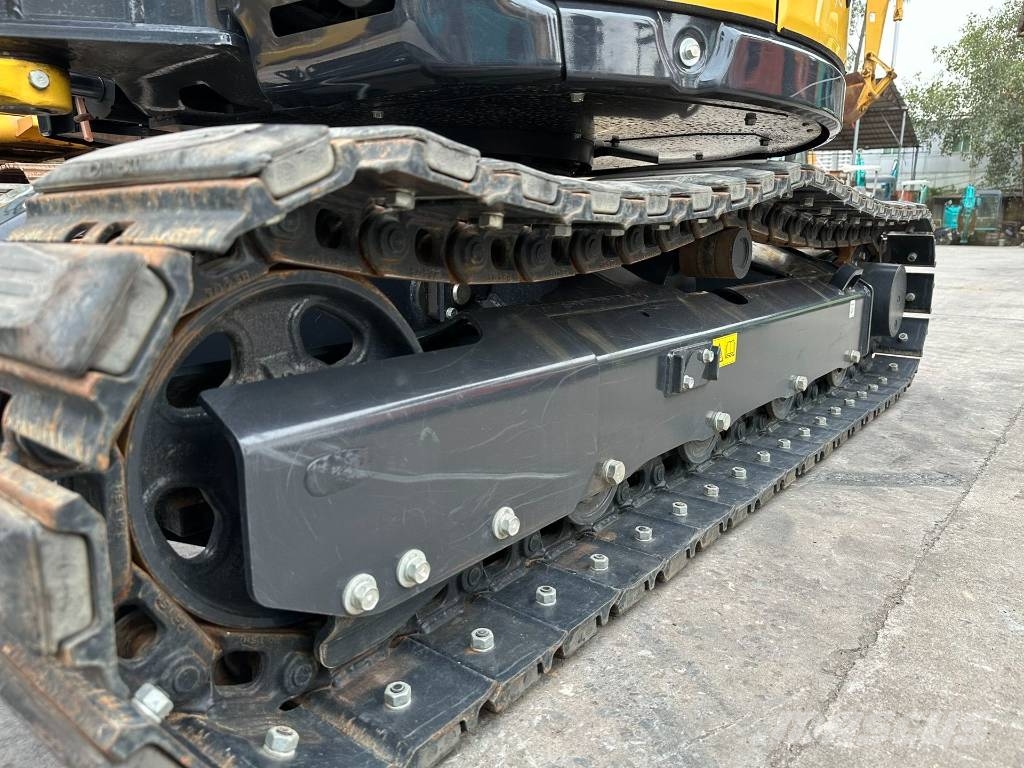 Yanmar VIO30 Bageri guseničari