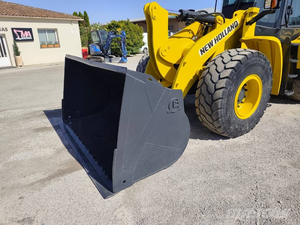 New Holland W 130 C Hjullastere