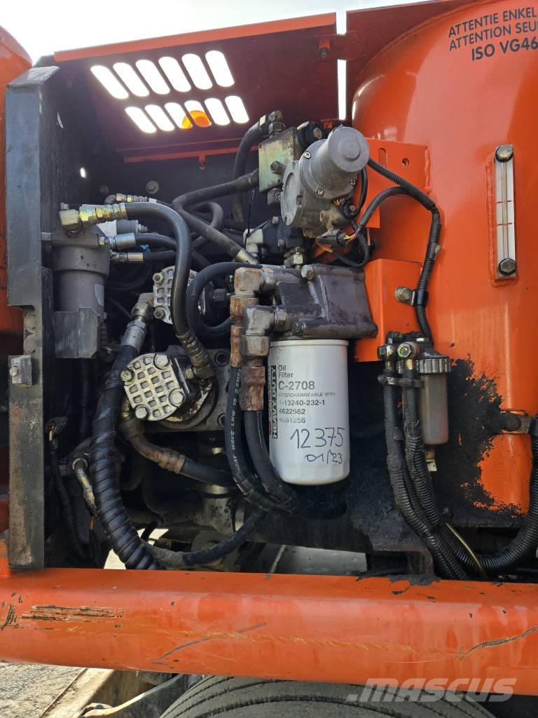 タカユウ 日立建機 ZX 130 W, 2006, Apeldoorn, Gelderland, オランダ - 中古