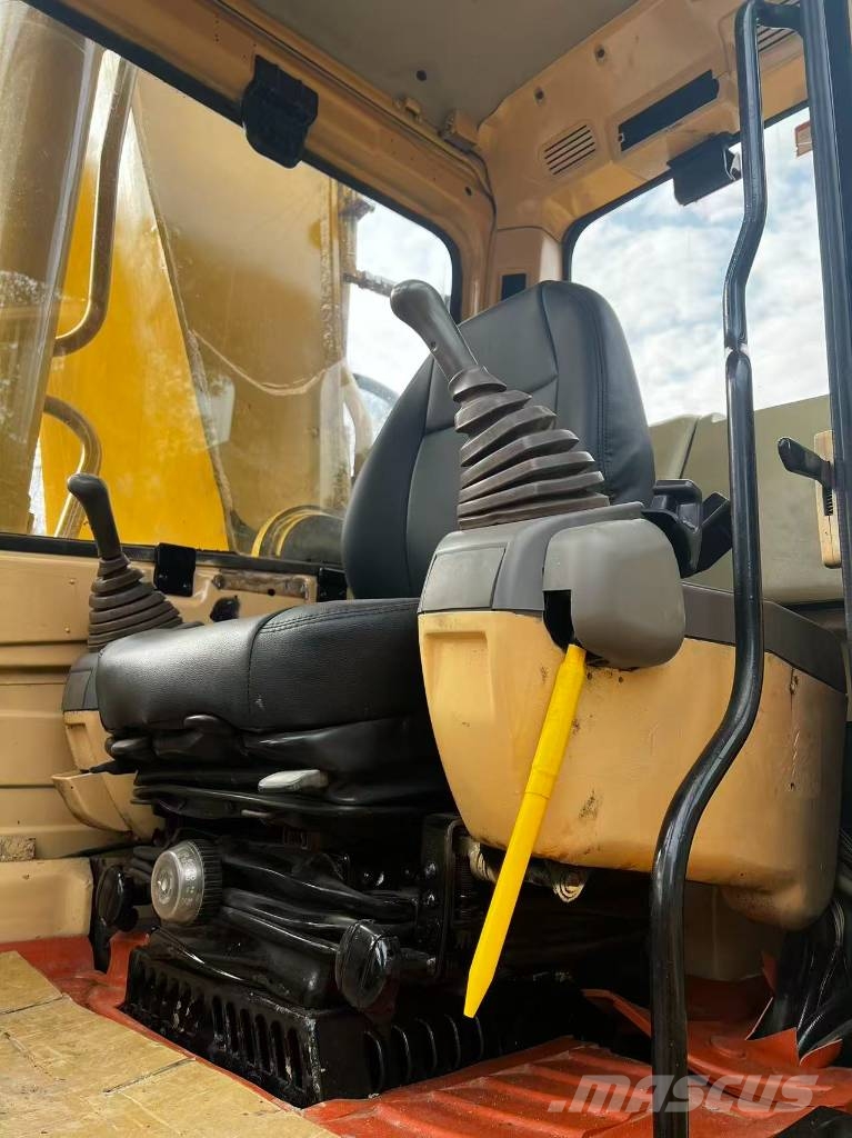 CAT 330 B L 履带挖掘机