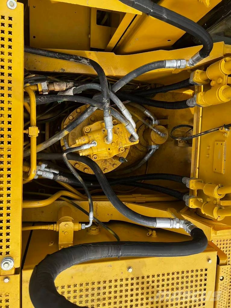 CAT 330 B L 履带挖掘机