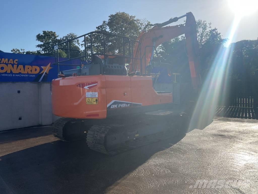 Doosan DX140LC-7 Raupenbagger
