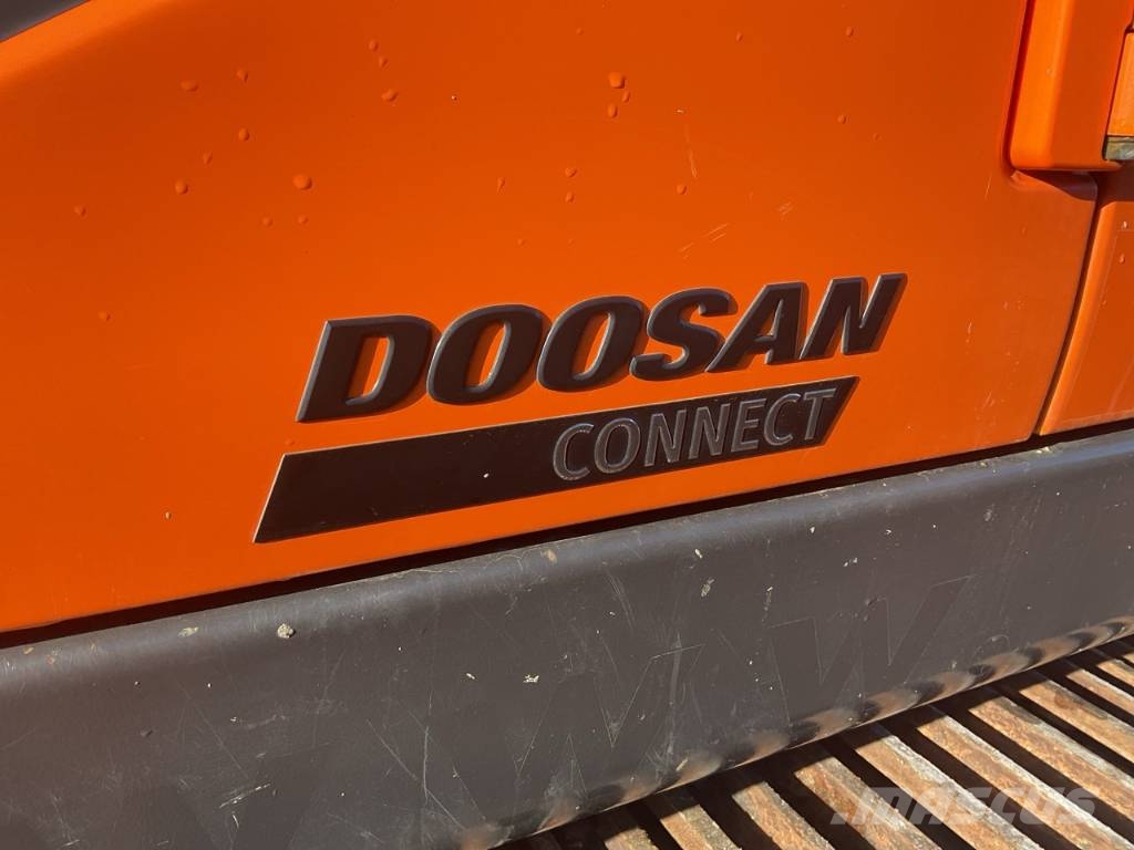 Doosan DX140LC-7 Raupenbagger