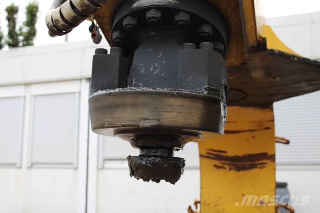 Safeneck SAN 40 L Terberg Terminalzugmaschinen