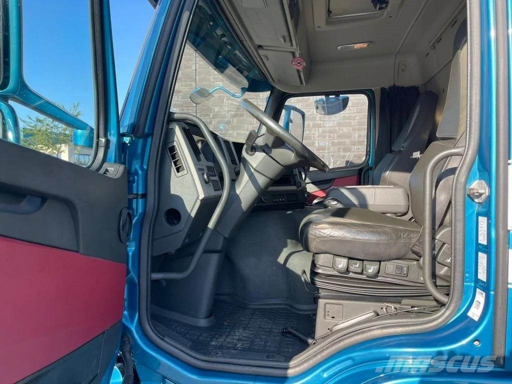 Volvo FM 500 8X4 TRIDEM + PALFINGER PK 27001-EH G KRAAN/ Kamioni sa kranom