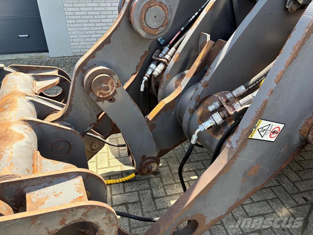 Volvo L90C wheelloader, RESERVED/RESERVIERT/GERESERVEERD لوادر بعجل