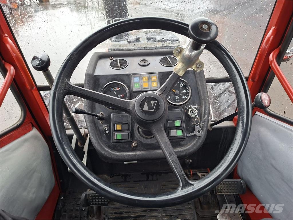 Valmet 305 TURBO 4WD Traktoren