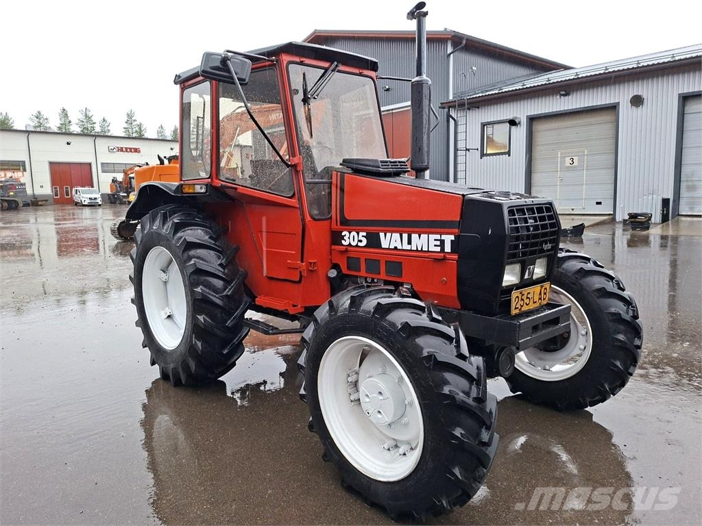 Valmet 305 TURBO 4WD Traktoren