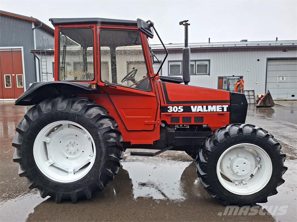 Valmet 305 TURBO 4WD Traktoren
