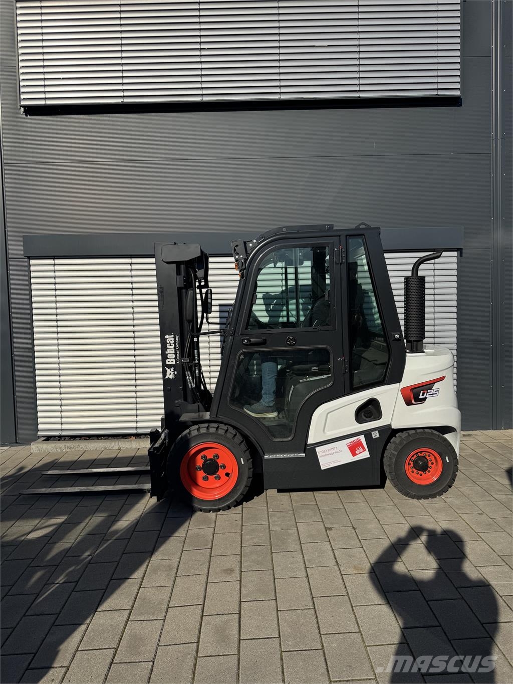 Bobcat D25NXS ディーゼル・軽油