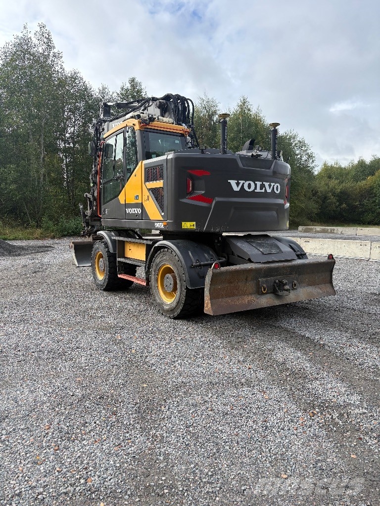 Volvo EWR 170 Ratiniai ekskavatoriai
