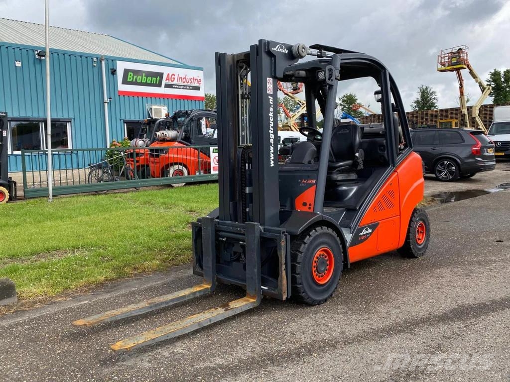 Linde H35T-02 LPG forklifts