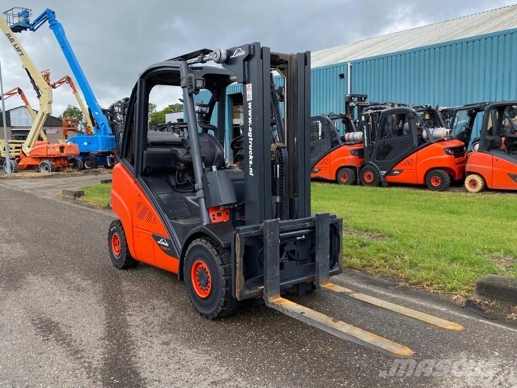 Linde H35T-02 LPG forklifts