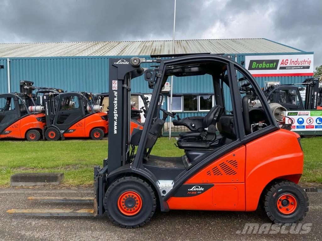 Linde H35T-02 LPG forklifts