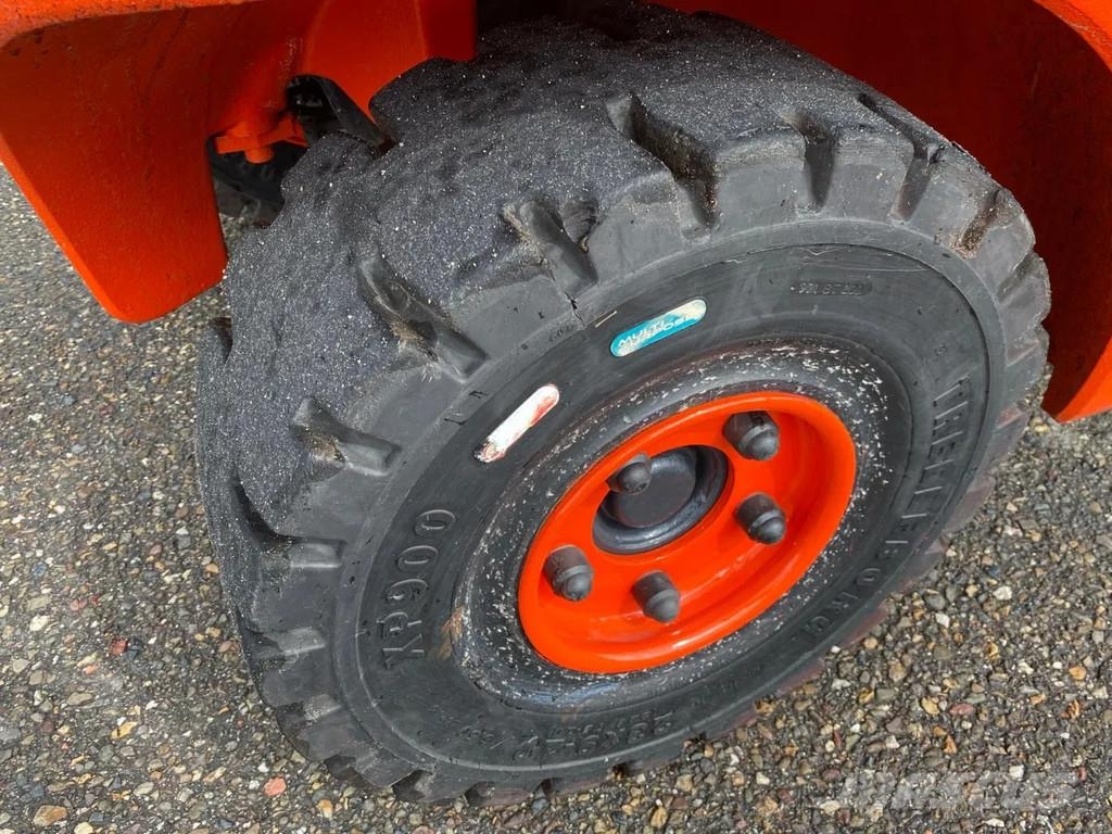 Linde H35T-02 LPG forklifts