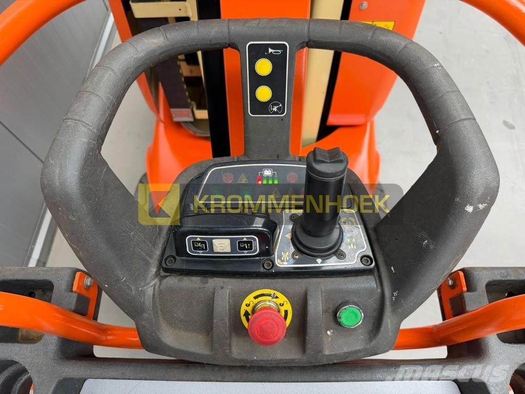 JLG Toucan 10 E-L Druga dvigala in dvižne ploščadi