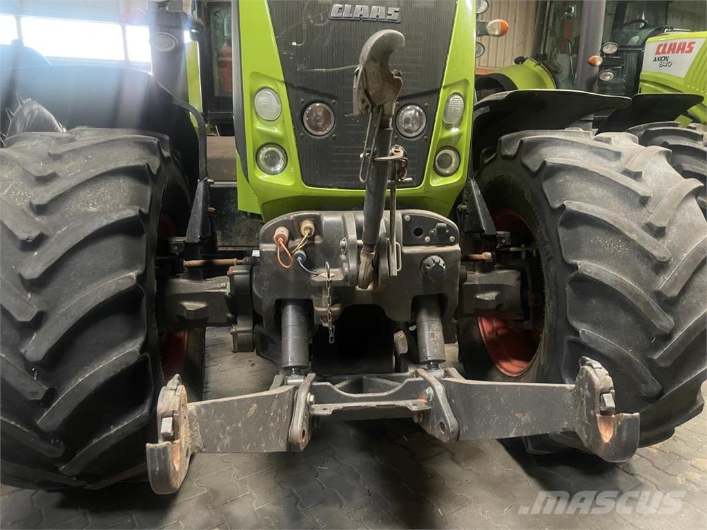 CLAAS AXION 840 Traktorji