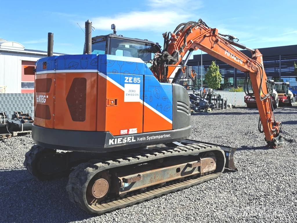 Hitachi KTEG ZE 85 Midi bagri 7t – 12t