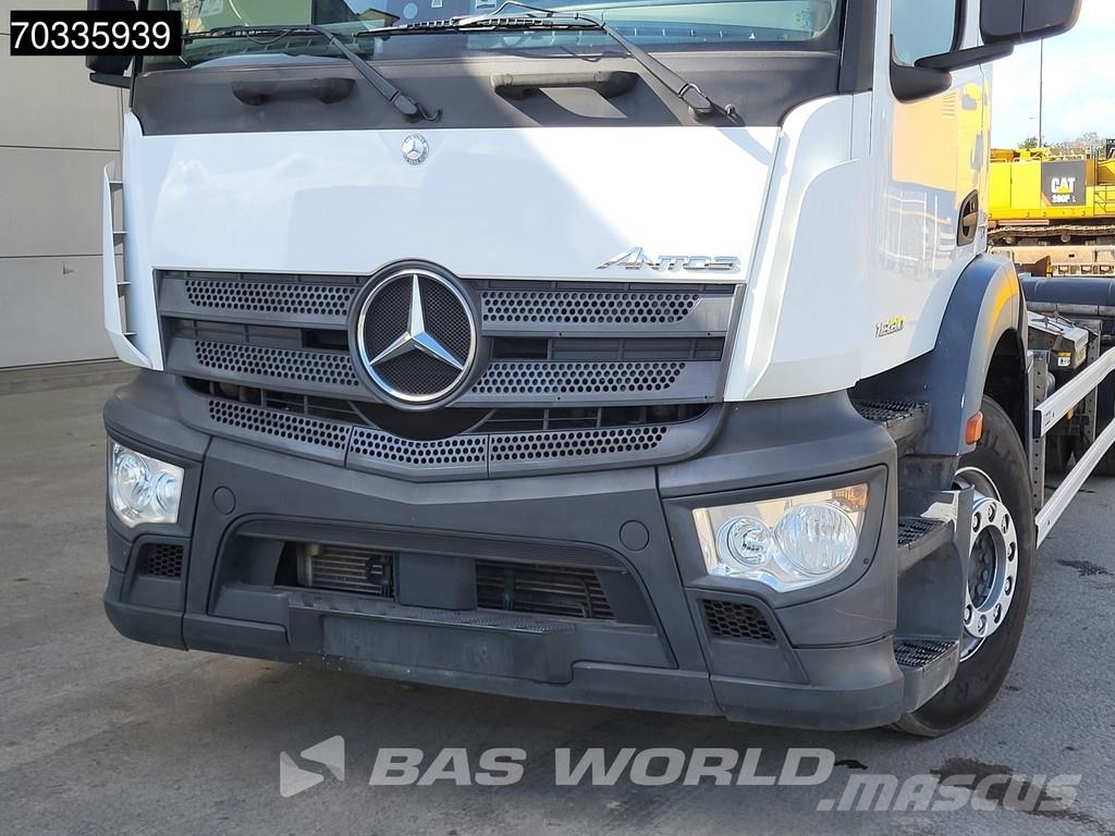 Mercedes-Benz Antos 1830 4X2 Palfinger T15-31 MPA Hooklift Autom Vrachtwagen met containersysteem
