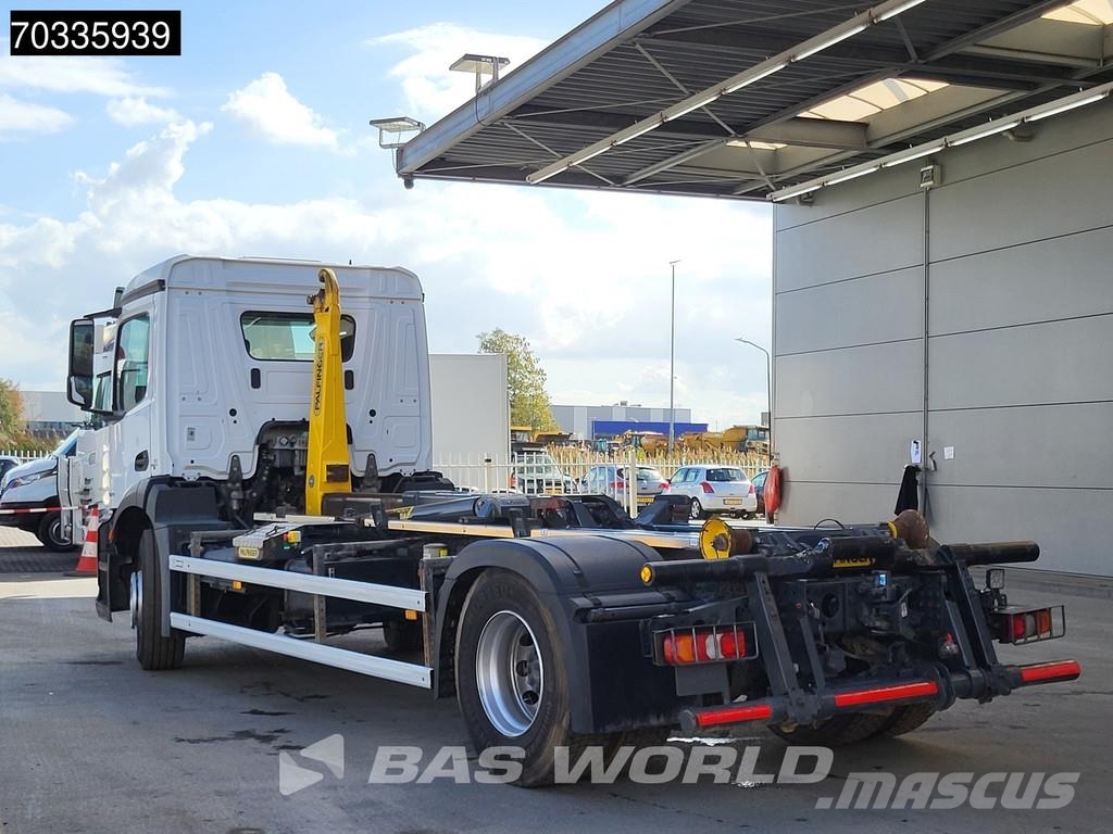Mercedes-Benz Antos 1830 4X2 Palfinger T15-31 MPA Hooklift Autom Vrachtwagen met containersysteem