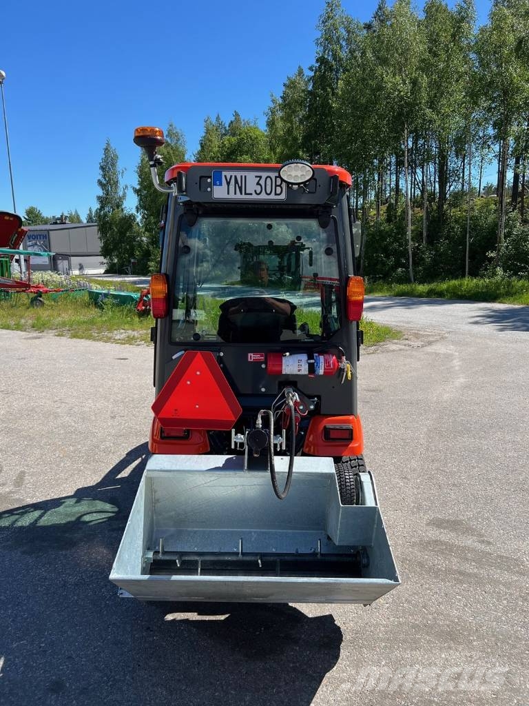 Kubota BX 231 4WD OBS 45 Timmar Nyskick Minicarregadeiras