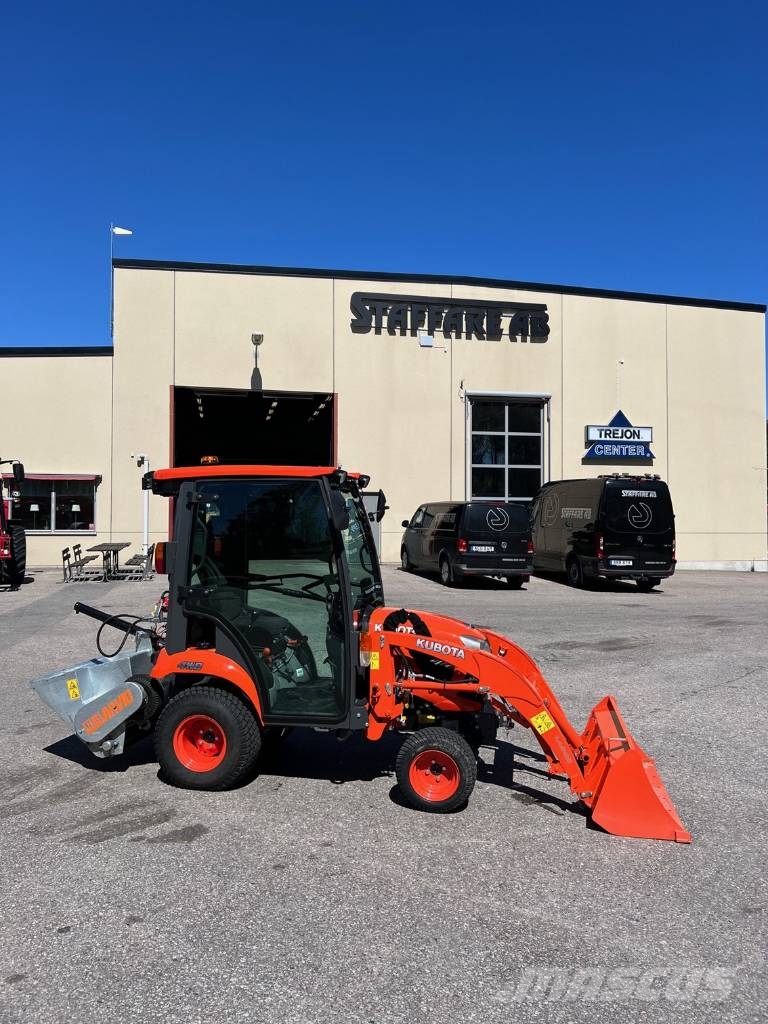 Kubota BX 231 4WD OBS 45 Timmar Nyskick Minicarregadeiras