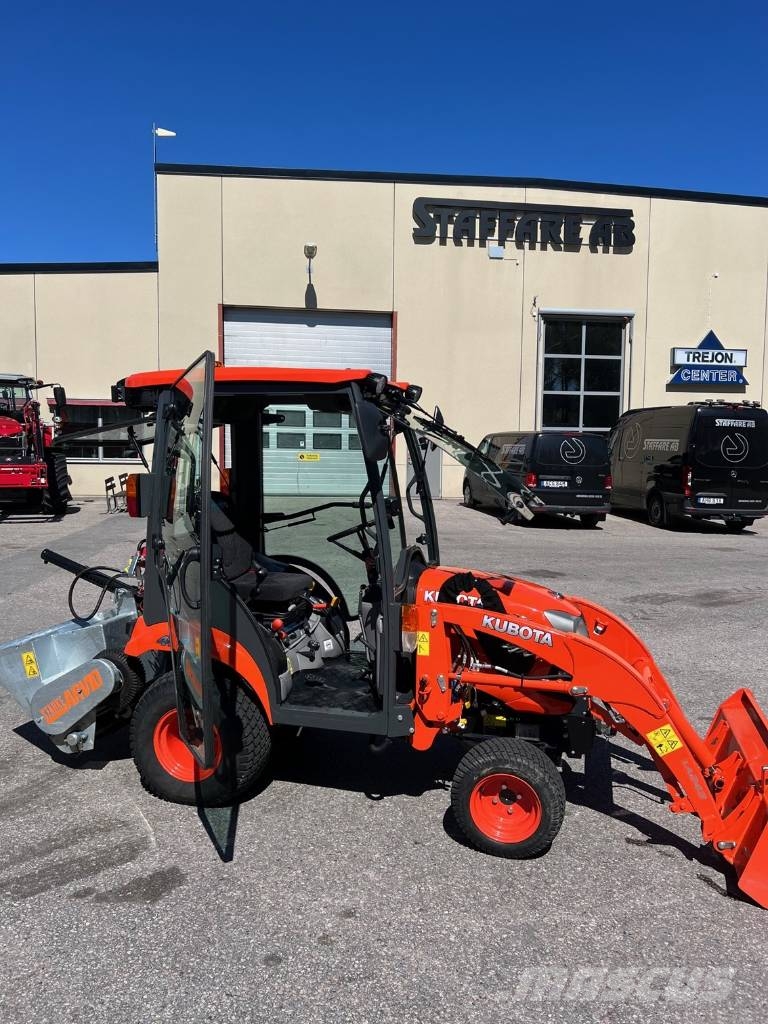 Kubota BX 231 4WD OBS 45 Timmar Nyskick Minicarregadeiras