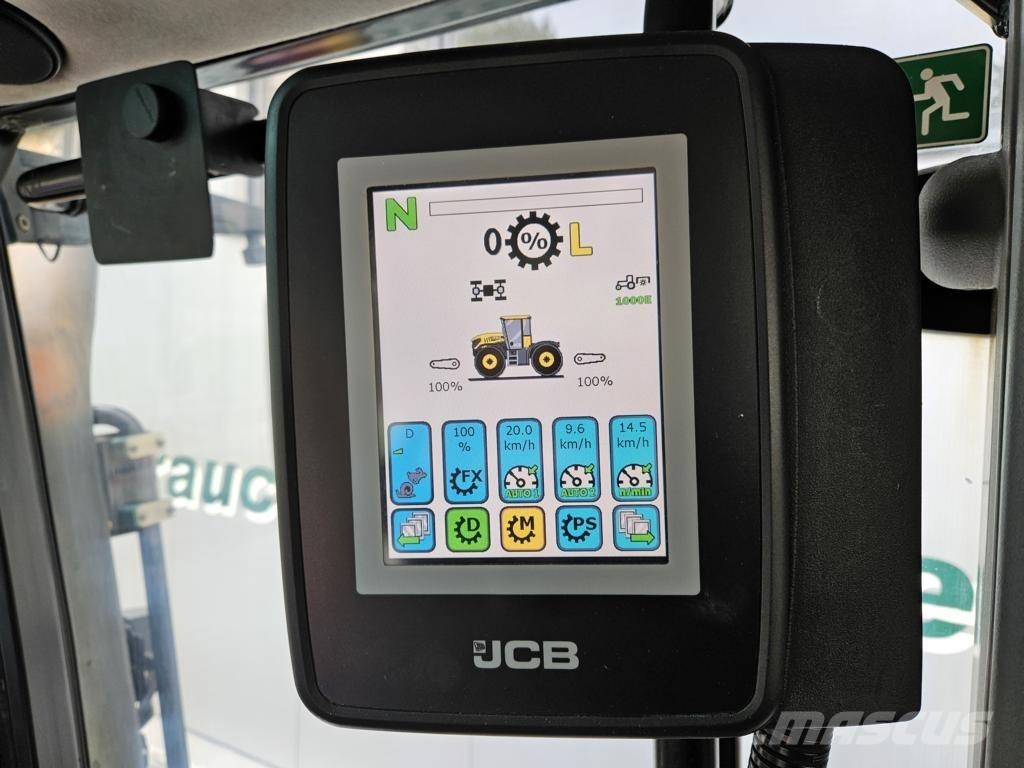 JCB Fastrac 4220 ماكينات زراعية - غير ذلك