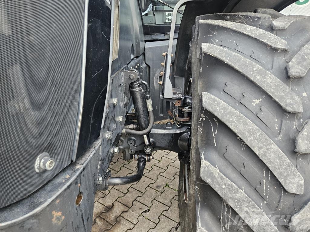 JCB Fastrac 4220 ماكينات زراعية - غير ذلك